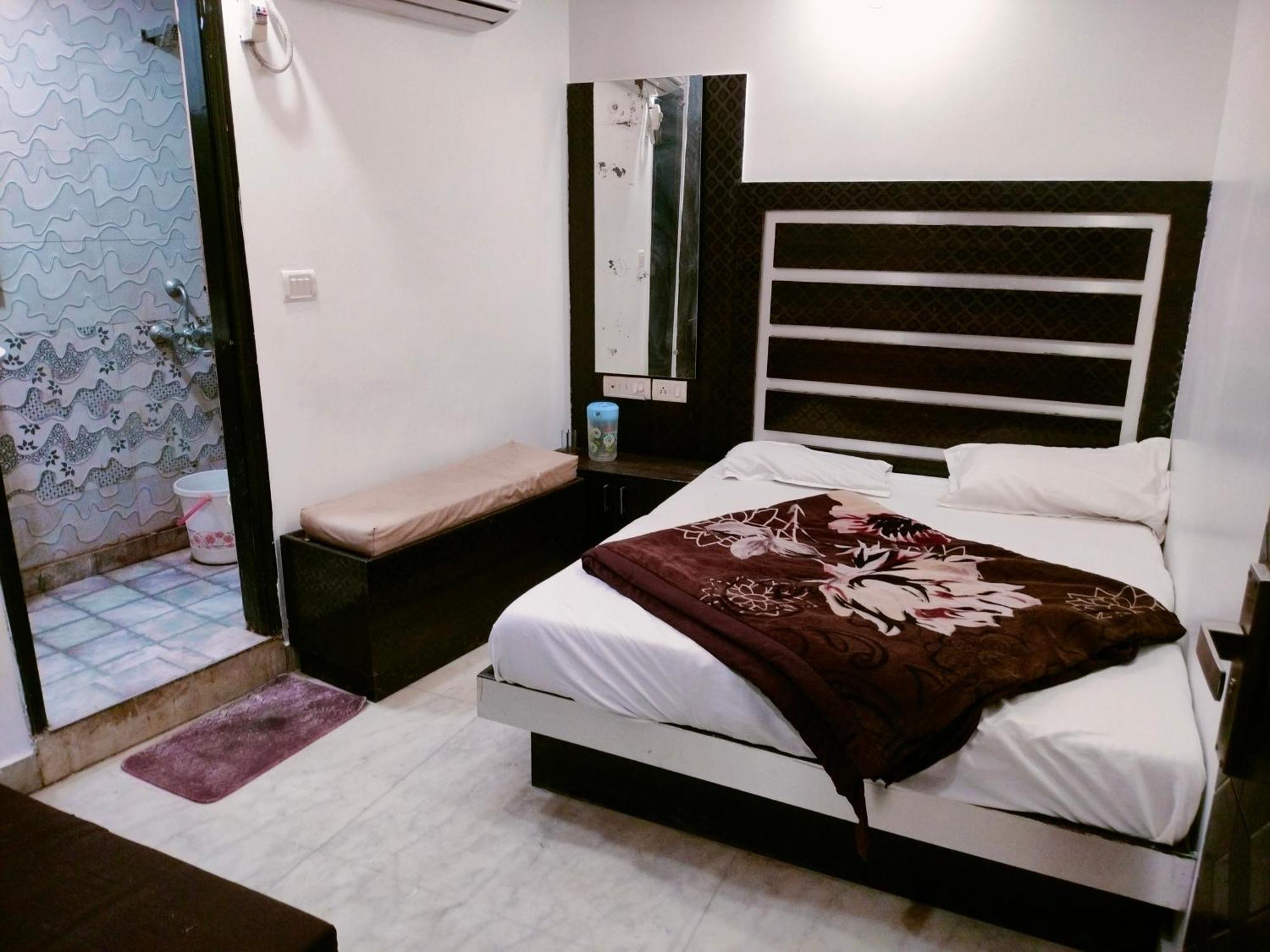 Hotel Geetanjali Inn Nuova Delhi Esterno foto